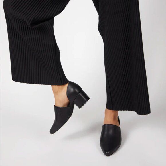 INTENTIONALLY BLANK perf hi-heel black leather - Picture 1 of 3